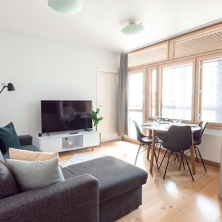 2Ndhomes Stylish 1Br Home With Balcony And Sauna In Kamppi Center Хельсинки Экстерьер фото