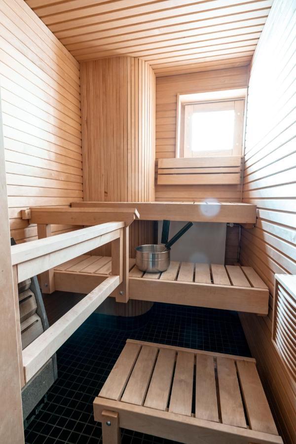 2Ndhomes Stylish 1Br Home With Balcony And Sauna In Kamppi Center Хельсинки Экстерьер фото