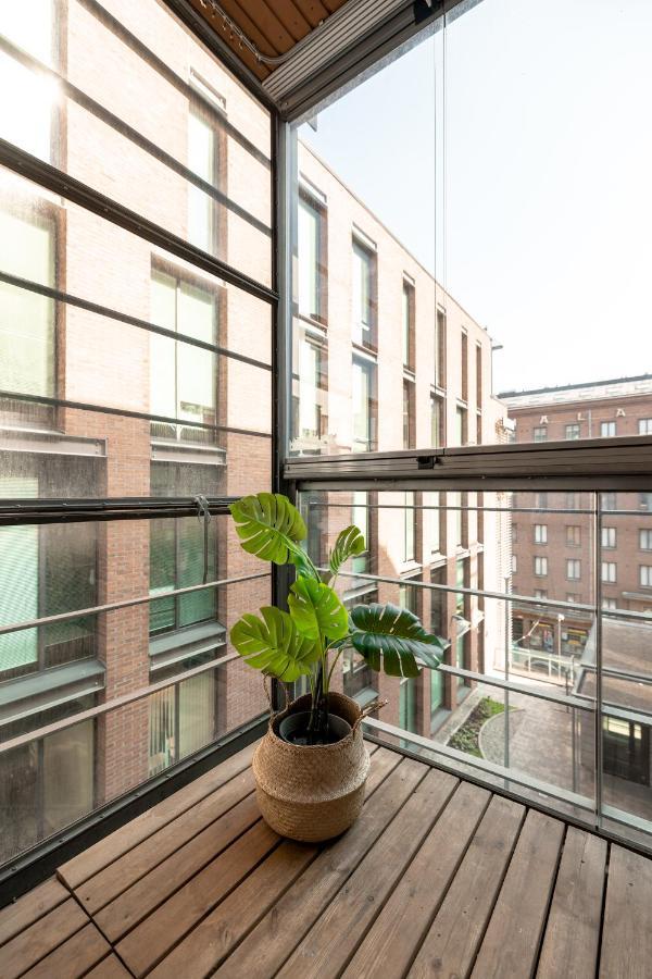 2Ndhomes Stylish 1Br Home With Balcony And Sauna In Kamppi Center Хельсинки Экстерьер фото