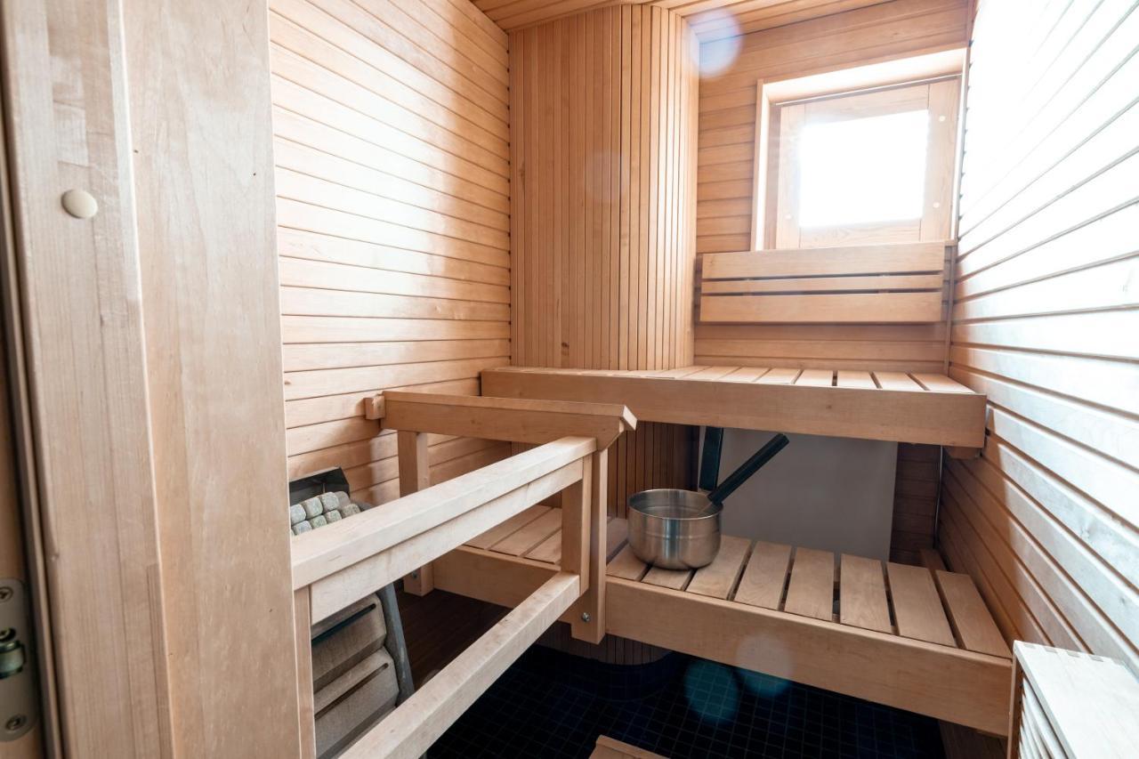 2Ndhomes Stylish 1Br Home With Balcony And Sauna In Kamppi Center Хельсинки Экстерьер фото